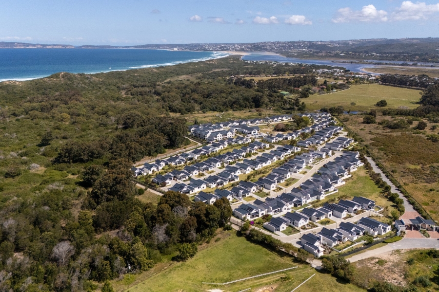 2 Bedroom Property for Sale in Keurboomstrand Western Cape